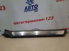 Накладка на порог Mercedes E250 2010 A2076800135 C207 271.860, левая