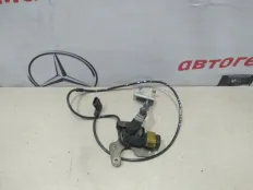 Датчик положения кузова Mercedes C200 2008 A0035426618 W204 271.950, задний левый