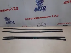 Уплотнитель стекла двери BMW X5 2007 51357136975 E70 N52B30AF