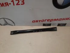 Распорка BMW 530 2009 51717180320 F07 N55B30A, передняя правая