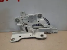 Петля капота BMW 118 2015 41617286343 F20 N13B16, передняя левая