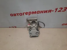 Кронштейн двигателя BMW 118 2015 22116788607 F20 N13B16, левый