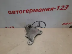 Кронштейн двигателя BMW 530 2009 22116781226 F07 N55B30A, правый