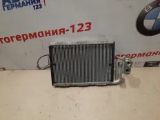 Радиатор кондиционера Mercedes E250 2010 A2048300258 C207 271.860