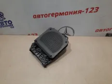 Центральный НЧ-Динамик BMW 118 2015 65139210147 F20 N13B16, левый