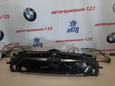 Рамка радиатора (ТЕЛЕВИЗОР) BMW 520 2004 51647033741 E60 M54B30, передняя