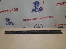 Кронштейн порога BMW 530 2009 51777201255 F07 N55B30A, левый
