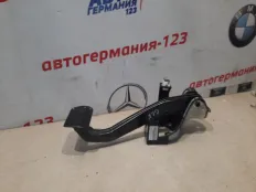 Педаль тормоза Mercedes GLK300 2010 A2042902101 X204 272.948