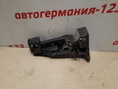 Кронштейн бампера BMW X5 2007 51127158442 E70 N52B30AF, задний правый