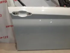 Дверь BMW 116 2012 41007284512 F20 N13B16, передняя правая