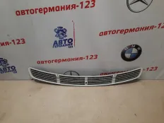 Решетка в капот Mercedes E320 2008 A2118800005 W211 642.920