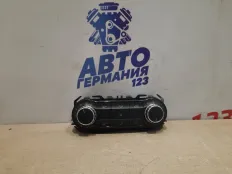 Блок управления климат-контролем Mercedes B180 2012 A2469004405 T246 270.910