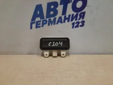 Кнопка открывания багажника Mercedes C200 2011 A2218702410 W204