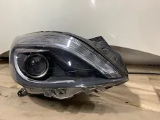 Фара ксеноновая Mercedes B180 2012 A2468200439 T246 270.910, правая