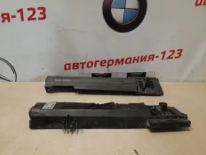 Кронштейн радиатора BMW 116 2012 17117600537 F20 N13B16