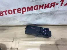 Блок предохранителей Mercedes E320 2008 A2115452301 W211 642.920