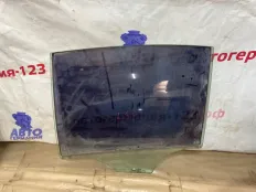 Стекло двери BMW 5 SERIES 2011 51357182117 F10, заднее левое