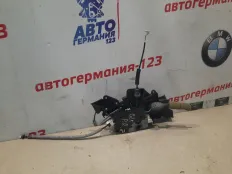 Замок двери Mercedes GLK300 2010 A2047201835 X204 272.948, передний правый