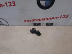 Петля замка капота Mercedes E320 2008 A2118800360 W211 642.920, передняя правая