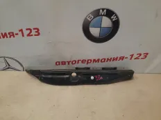 Пыльник крыла Mercedes E320 2008 A2118890425 W211 642.920, передний правый