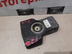 Резонатор глушителя BMW 116 2012 33316798890 F20 N13B16
