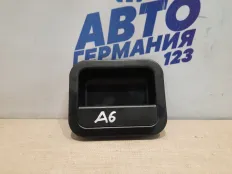 Ручка двери багажника Audi A6 4E0867821