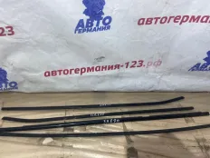 Молдинг стекла BMW X5 2007 51337207841 E70 N52B30AF
