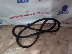 Уплотнитель багажника Mercedes B180 2012 A2467400478 T246 270.910