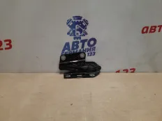 Петля капота Mercedes ML350 2006 A2518800328 W164 272.967, левая