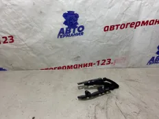 Петля капота BMW 630 2007 41617210669 E63 N52B30A, левая