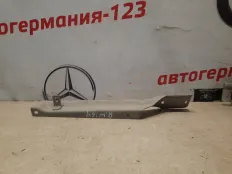 Кронштейн Mercedes ML350 2006 A1648100814 W164 272.967, правый