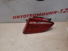 Стоп-планка Volkswagen Passat 2013 3AF945308E B7, правая