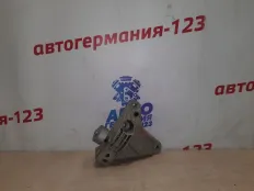 Кронштейн двигателя BMW 523i 2011 22116775911 F10 N52B25AF, левый