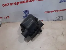 Корпус воздушного фильтра BMW 630 2007 13717577778 E63 N52B30A