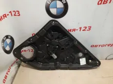Стеклоподъемник Mercedes B180 2012 A2467300279 T246 270.910, задний правый