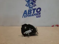 Замок капота BMW 523i 2011 51237183764 F10 N52B25AF, правый