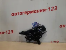 Петля капота BMW 523i 2011 51237184435 F10 N52B25AF, передняя левая