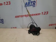Замок двери Toyota Corolla 2008 6903042210 E150, передний правый
