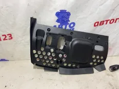 Накладка на торпедо Mercedes GL550 2006 A1646808517 X164 273.963