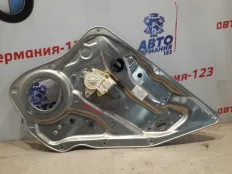 Стеклоподъемник Mercedes C200 2011 A2127301879 W204, задний правый