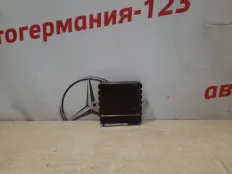 Блок управления дверьми Lexus GS 2007 8922230110 300, передний правый