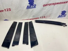 Накладка двери Mercedes GL550 2006 A1647300619 X164 273.963