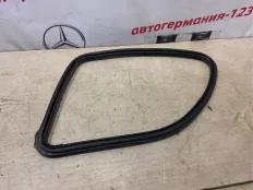 Уплотнение Mercedes GL550 2006 A1646701439 X164 273.963, заднее правое