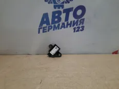Датчик airbag Mercedes GL550 2006 A0038212751 X164 273.963, задний