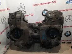Бензобак Mercedes GL550 2006 A1644700601 X164 273.963
