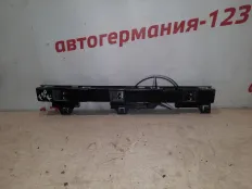 Кронштейн порога BMW 118 2011 51777240914 F20 N13B16, правый