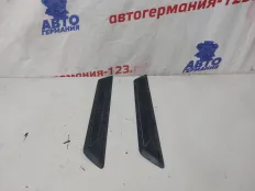 Накладка на порог BMW 118 2015 51477263315 F20 N13B16, передняя