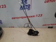 Замок двери Toyota Corolla 2008 6903042210 E150, передний правый