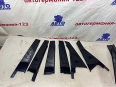 Накладка двери Mercedes B180 2012 A2467320829 T246 270.910