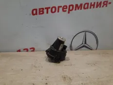 Диса Mercedes C180 2012 A2711400004 C204 271.820